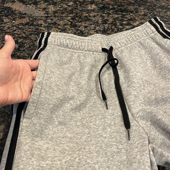 Adidas 3-stripe fleece lined joggers - Picture 4 of 11